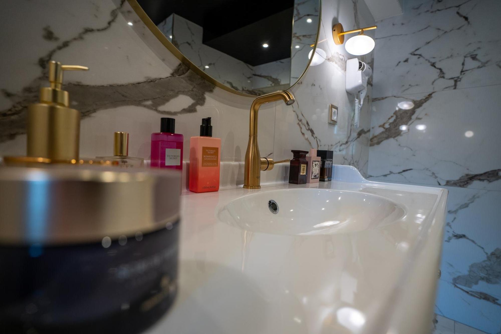 Appartement D'Exception Avec Jacuzzi Villefranche-sur-Saône Exteriér fotografie